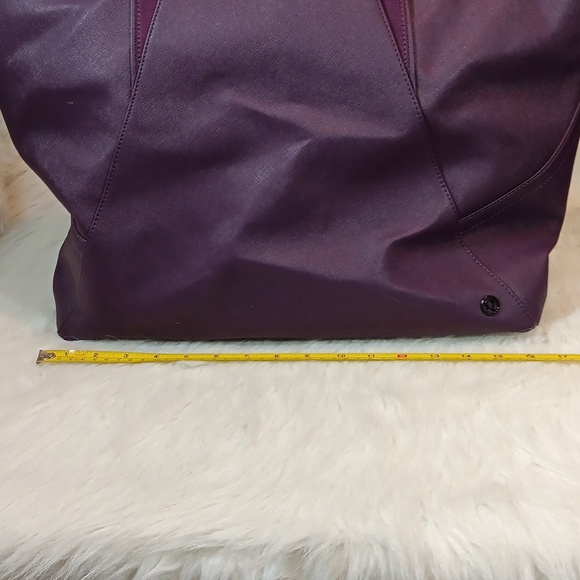 Lululemon All Day Purple Tote Bag - Picture 11 of 12